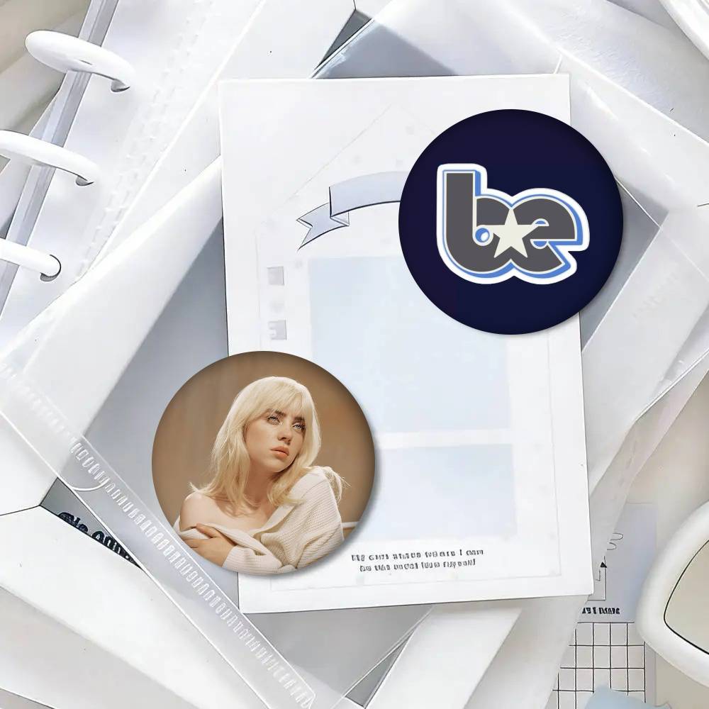 Singer Billie Eilish Cartoon   - Gaming Console Buttons บทวิจารณ์และราคา
